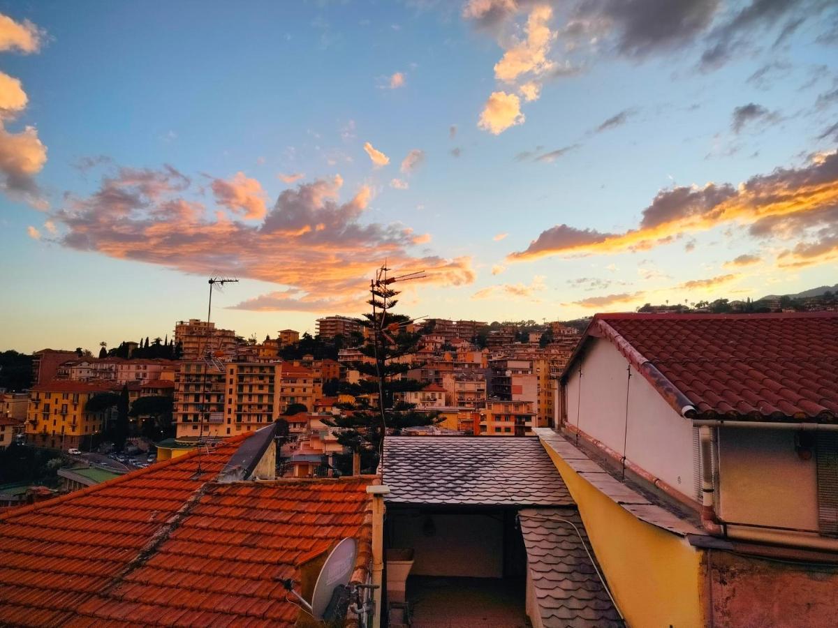 Attico Romantico Con Terrazza Sanremo - Palm Street, 104 - Free Wifi Exterior foto